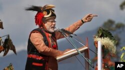 Đảng Bharatiya Janata thuộc phe đối lập ở Ấn Độ, theo dự liệu, sẽ là đảng chiếm được nhiều ghế nhất tại quốc hội sau cuộc bầu cử sắp tới, dọn đường cho lãnh tụ Narendra Modi (trong hình) lên làm thủ tướng.