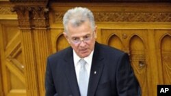 Hungary's President Pal Schmitt (file photo)