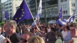 Greece Signals Willingness to Negotiate If Creditors Make New Concessions