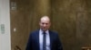 Netanyahu Appoints Hard-Liner Bennett as Defense Minister