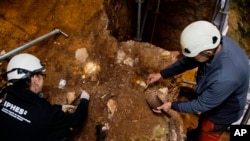 غاری در نزدیکی شهر «بورگوس»