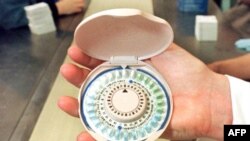 Mỹ buộc bảo hiểm trả tiền kiểm soát sinh sản
