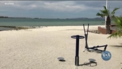 Час поцілунків скінчився: У Мексиці нарешті серйозно взялися за заходи зі стримування поширення коронавірусу в країні. Відео