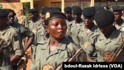 Des soldats du Niger formé par l'armée américaine pour lutter contre le terrorisme,5 septembre 2016. (VOA / Abdoul-Razak IDRISSA)