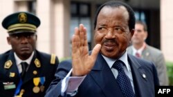 Le président camerounais Paul Biya lors du quatrième sommet UE-Afrique, au siège de l'UE à Bruxelles, le 3 avril 2014.