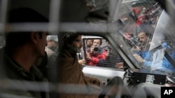 یاسین ملک دو ہزار اٹھارہ سے جیل میں ہیں اورمیڈیا میں ان کی صحت سے متعلق تشویشناک خبریں شائع ہوتی رہی ہیَں۔ 