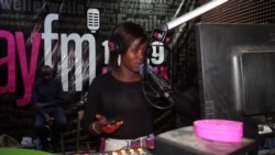 A Jos, la radio pour lutter contre les violences faites aux femmes 