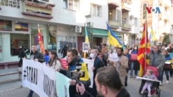 Украински граѓани во Скопје протестираа против руската агресија