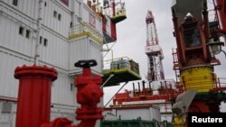 تاسیسات نفت روسیه - آرشیو