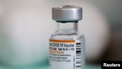 Vaksin COVID-19 buatan Pfizer untuk anak-anak 5-11 tahun ternyata kurang efektif melawan virus COVID-19 (foto: ilustrasi). 