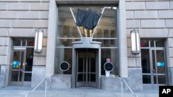 USAIDning bosh idorasi bo'lgan imoratdan hatto tashkilotning nomi ham olib tashlandi, Vashington, 7-fevral, 2025 