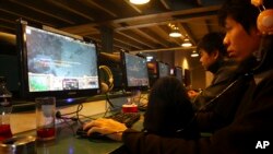 Vietnam's new law censors all news stories, blogs, (File photo).