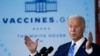 Presiden AS Joe Biden berbicara mengenai vaksinasi COVID-19 setelah berkunjung ke lokasi konstruksi pusat data Microsoft di Elk Grove Village, Illinois, pada 7 Oktober 2021. (Foto: AP/Susan Walsh)
