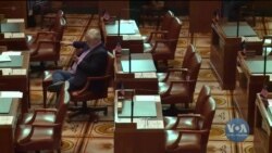 Як законодавці сенату штату Орегон прогулювали засідання і які штрафи їм загрожують. Відео