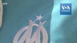 Un fan déplore "une immense perte" après la mort de Pape Diouf