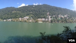 The Naini Lake lies in the midst of tall mountains in Nainital in India's northern Uttarakhand state. (VOA/A. Pasricha)