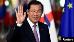 រូបឯកសារ៖ លោកនាយករដ្ឋមន្ត្រី​​ ហ៊ុន សែន ចូលរួមកិច្ចប្រជុំកំពូលរវាងមេដឹកនាំអឺរ៉ុប និងអាស៊ាន នៅទីក្រុងប្រ៊ុចសែល ប្រទេសប៊ែលហ្ស៊ិក កាលពីថ្ងៃទី១៨ ខែតុលា ឆ្នាំ២០១៨។