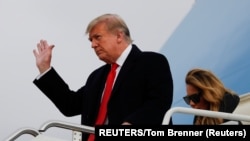 Aktuelni američki predsednik Donald Tramp i prva dama Melanija Tramp (REUTERS/Tom Brenner)