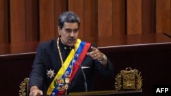 El presidente Nicolás Maduro ofrece un discurso en el Tribunal Supremo de Justicia durante la apertura del año judicial 2024.