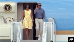 Barak Obama rafiqasi Mishel bilan, 10-avgust, 2013 