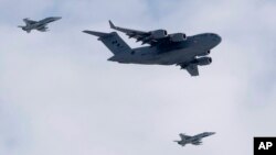 در حال حاضر نیرو های بین المللی کنترول حریم فضایی افغانستان را در اختیار دارند