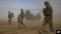 تهاجم به رهبری ایالات متحده بر افغانستان به تاریخ هفتم اکتوبر ۲۰۰۱ آغاز شد