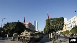 Thủ đô Tunis vẫn tràn ngập binh sĩ, xe tăng của quân đội