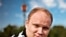 Oleg Kashin, a reporter who has extensively covered the dispute over the Khimki forest and was brutally attacked on Nov. 6, in Moscow (file photo - 15 Jul. 2009)