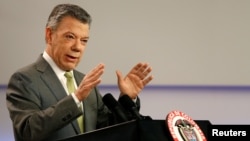 Colombia's President Juan Manuel Santos speaks during a press conference in Bogota, Colombia, Oct. 27, 2017. 