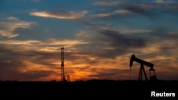 Nyu-York - Donald Tramp Fransa prezidenti Emanuel Makronla BMT Baş Assambleyasında görüşür<br />
<br />
<br />
<br />
<br />
&nbsp;