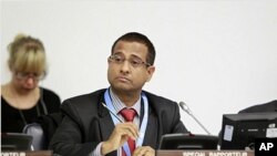 Салют на площади у здания суда в Бенгази после получения известий о том, что повстанцы вошли в Триполи. 22 августа 2011г. Reuters