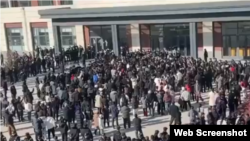 Students and citizens participated in a demonstration and clashed with the police in Pucheng, Shaanxi, China, Jan. 6, 2025. (Screenshot of online video)