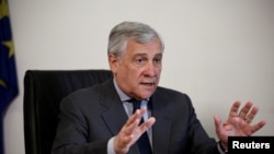 آنتونیو تاجانی، وزیر امور خارجه ایتالیا، در نشست ویدیویی گروه هفت.. 