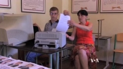 Intimidation Mars Donetsk Preparations for Sunday's Ukraine Vote