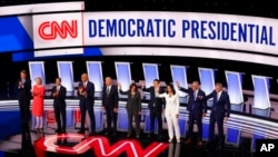 Seulement dix candidats ont été sélectionnés pour une émission marathon de trois heures jeudi soir.