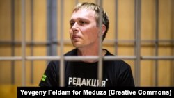 Іван Голунов у залі суду