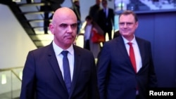 ARCHIVES - Le président du Conseil fédéral suisse et chef du département fédéral de l'intérieur, Alain Berset, à Berne, Suisse, le 19 mars 2023.