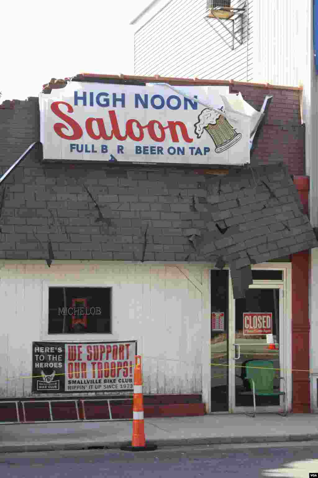 A building used for filming in Plano, Illinois. (K. Farabaugh/VOA)