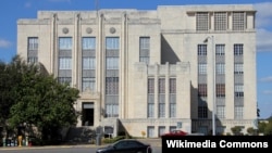 La coordinadora de programas de inmigración de Grassroots Leadership, Sofia Casini, subrayó que la nueva política del condado de Travis será un "alivio" para los inmigrantes indocumentados.