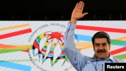 El gobierno del presidente en disputa de Venezuela, Nicolás Maduro, bloqueó la entrada de ayuda humanitaria para su país el pasado sábado 23 de febrero.