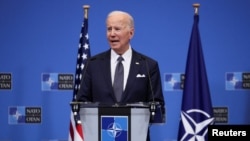 Presiden AS Joe Biden berbicara dalam konferensi pers di tengah pertemuan anggita NATO di Brussels, Belgia, pada 24 Maret 2022. (Foto: Reuters/Evelyn Hockstein)