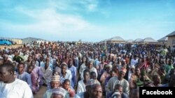 Wasu 'yan gudun hijira a jihar Bornon Najeriya (Facebook/ Borno Government)