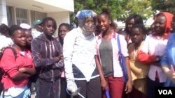 پاکستانی فلموں کے کچھ فوٹو سیٹس۔ ان فلموں میں &rdquo;کالا پانی، مولاجٹ، انتظار، ملکہ&ldquo; اور دیگر شامل ہیں ۔