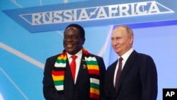 Umongameli Emmerson Mnangagwa loMongameli wele Russia uMnu. Vladimir Putin wele Russia
