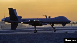 Jirgin saman yaki mai tuka kansa da kansa, wato bashi da matuki