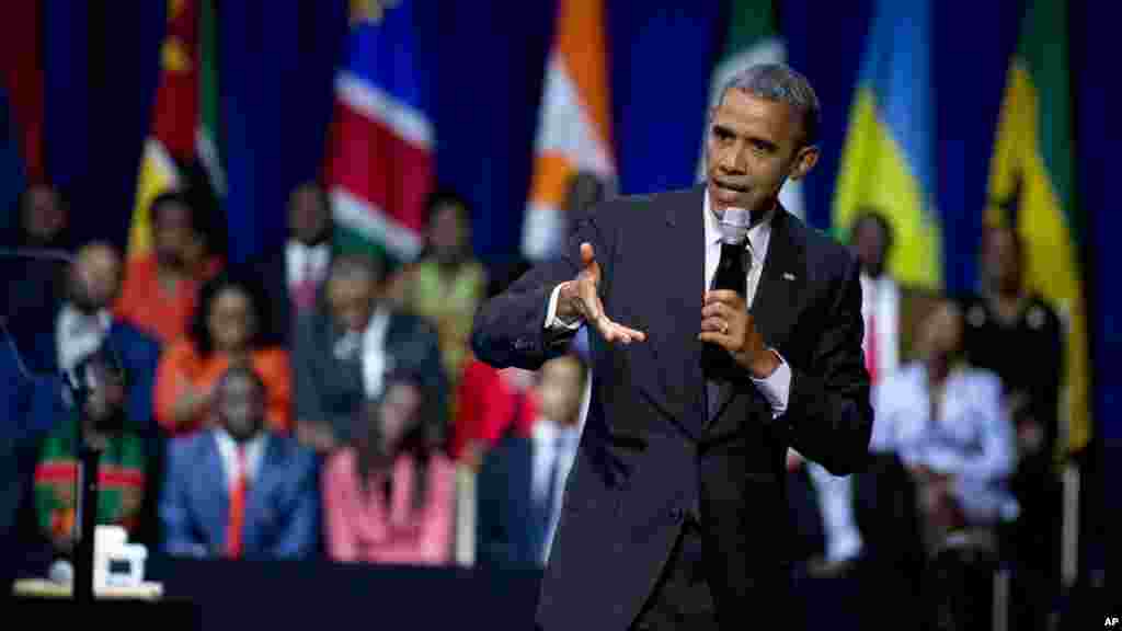 Shugaba Barack Obama a YALI 2015.