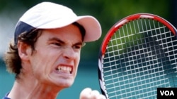 Petenis Andy Murray memenangkan turnamen Brisbane Terbuka sebelum menuju Australia Open 2012 (foto: dok).