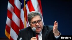 El secretario de Justicia de EE.UU., William Barr, elogió los éxitos de su departamento para contrarrestar las amenazas de la inteligencia china. 