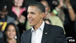 Presiden Amerika Barack Obama berusaha menggalang dukungan dari para pendukung Partai Demokrat.