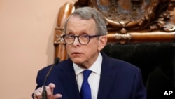 Le gouverneur de l'Ohio, Mike DeWine, à Columbus le 5 mars 2019. 